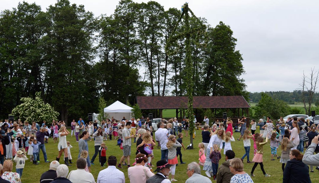 Midsommar på Kvarngården