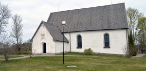 Östuna kyrka
