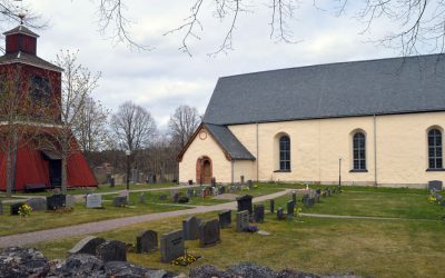 Husby Långhundra kyrka