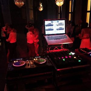 DJ till festen Knivsta