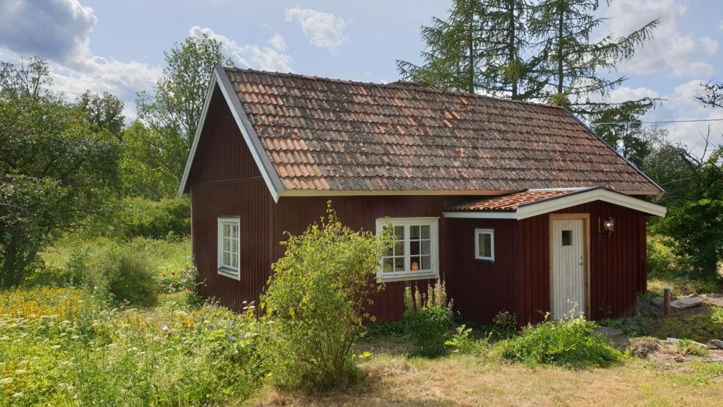 Hyra stugan Korpenhof på Ekhamn i Knivsta