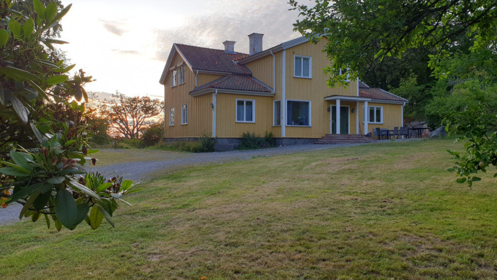 Villa Ragnhildsvik, Ekhamn i Knivsta. Hyr för konferens och fest.