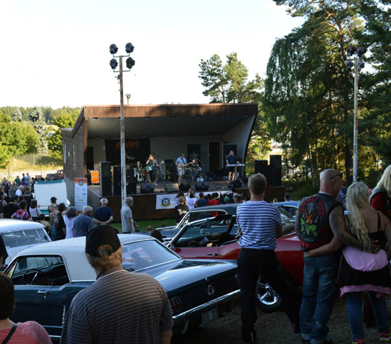 Ängby park, Knivstas folkpark