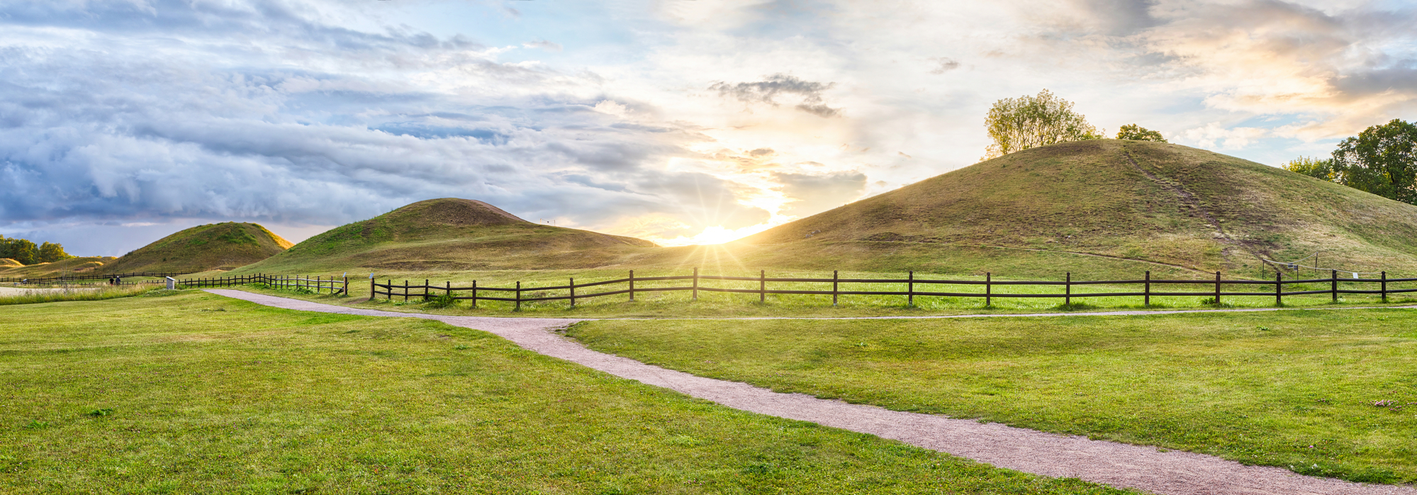 Knivsta med omnejd: Gamla Uppsala högar